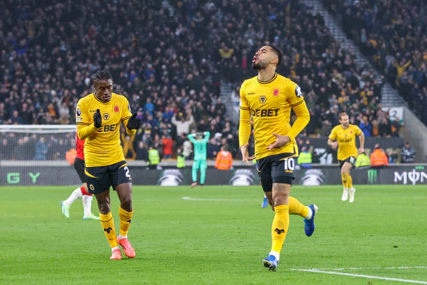 马刺战术需 马刺战术需