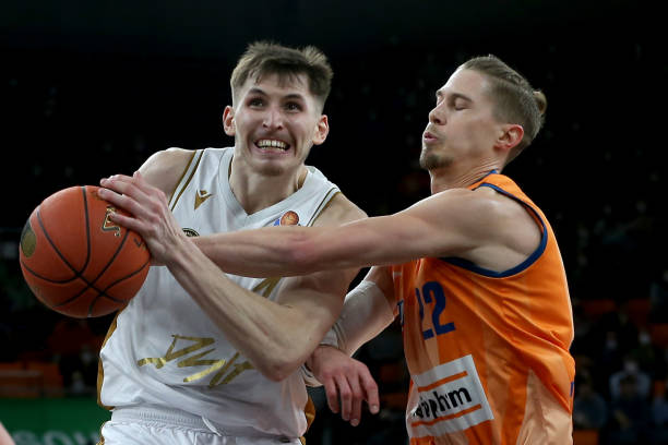 上产生影响 上产生影响